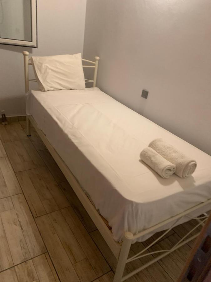 Nick & Jerry Apartment Grizata Екстериор снимка
